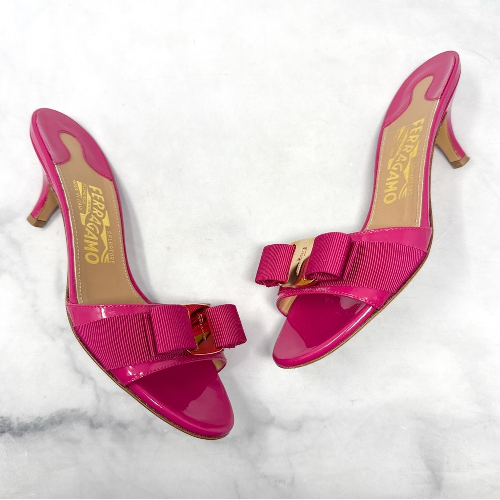 Salvatore Ferragamo Glory Bow Patent Leather Open Toe Sandal Mule Heels Pink 5.5